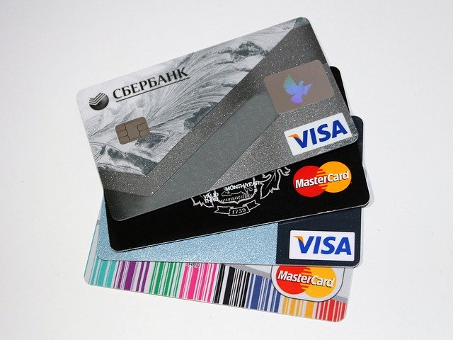 kreditní karty.jpg